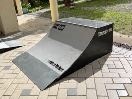 Mini Quarter Pipe 