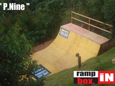 Mini ramp modelo "P.Nine " Mini Ramp EXCLUSIVO Ramp in Box.